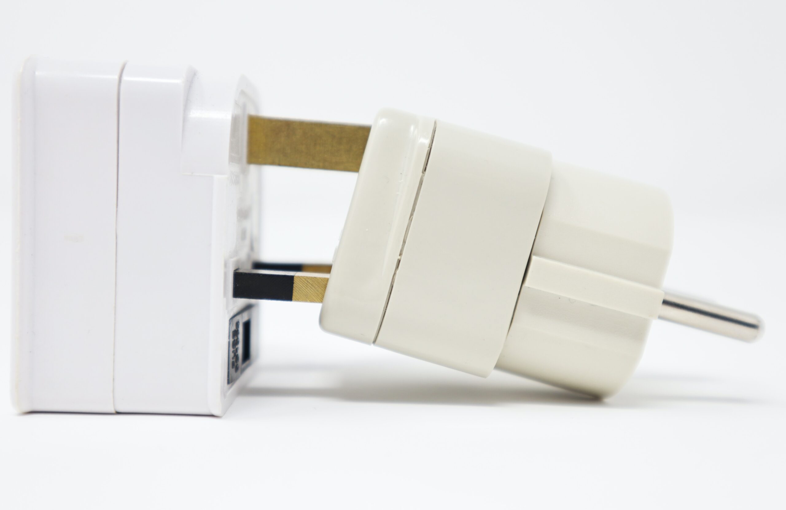 Hard Brexit? UK & EU plugs.